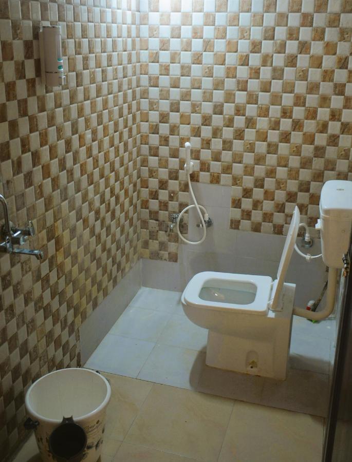 Blue Beds Homestay, Exotic 2Bhk Ac House Jabalpur Esterno foto